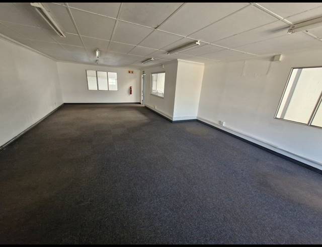 371M² WAREHOUSE TO LET IN WADEVILLE